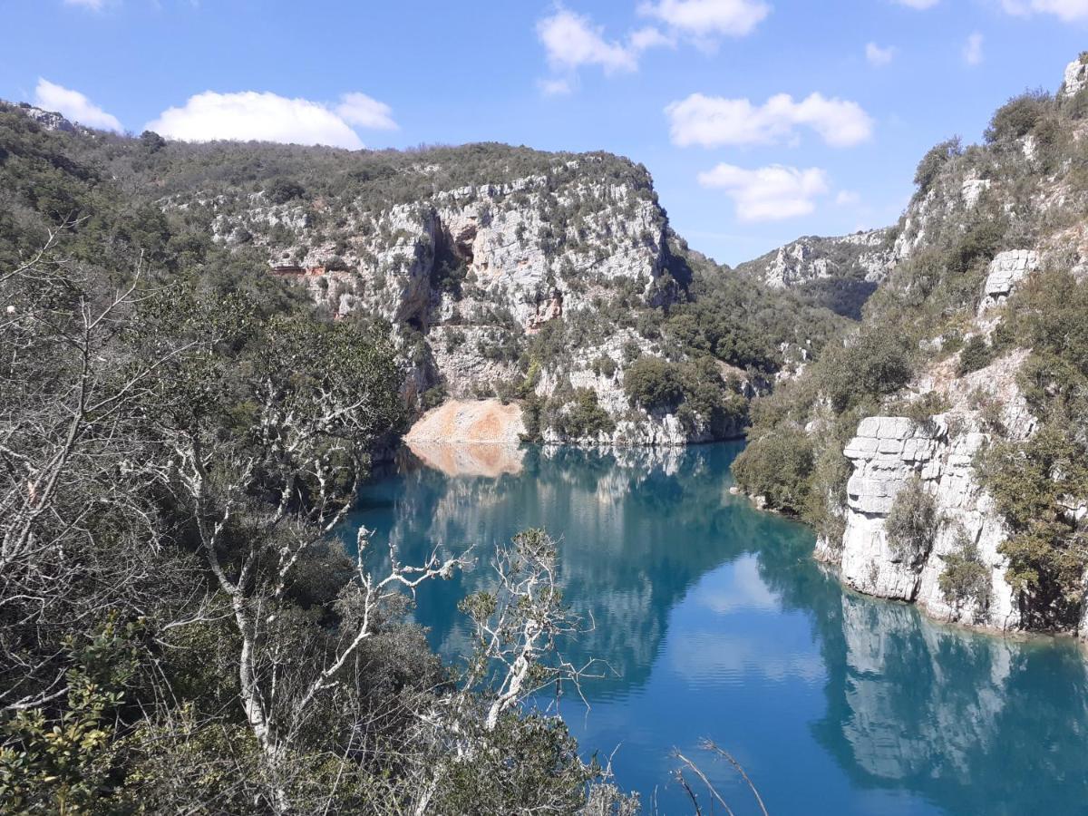 مبيت وإفطار Meyrargues Aude En Provence المظهر الخارجي الصورة
